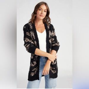 Bobeau-Animal popcorn print Long cardigan with pockets—super soft Size small